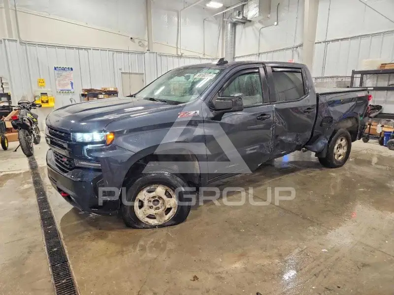 2021 Chevrolet Silverado photo