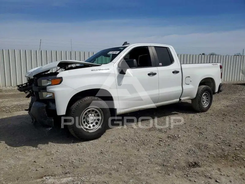 2021 Chevrolet Silverado photo