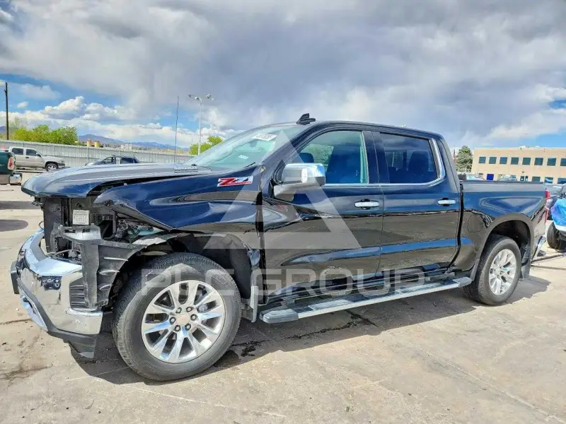 2021 Chevrolet Silverado photo