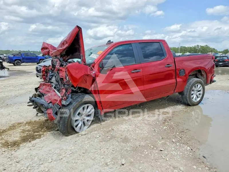 2021 Chevrolet Silverado photo