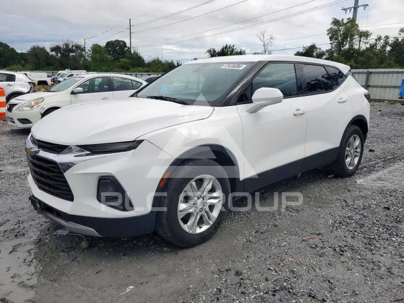 2021 Chevrolet Blazer photo