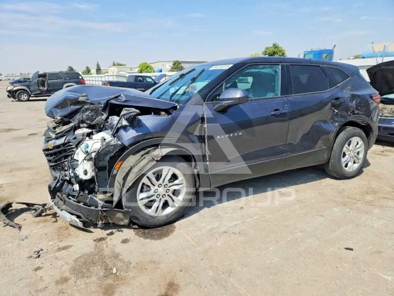 2021 Chevrolet Blazer photo