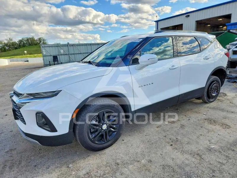 2021 Chevrolet Blazer photo