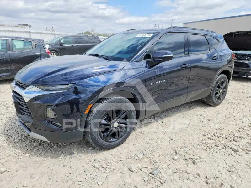 2021 Chevrolet Blazer photo