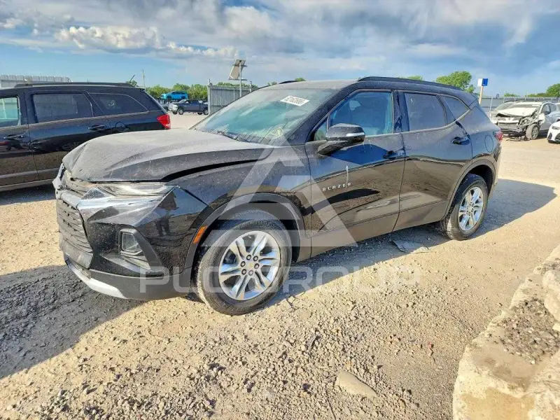 2021 Chevrolet Blazer photo