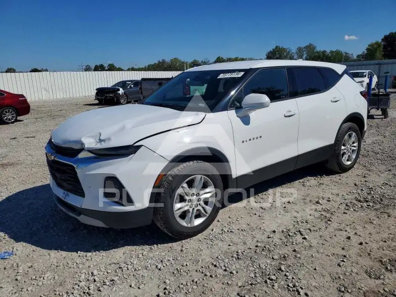 2021 Chevrolet Blazer photo