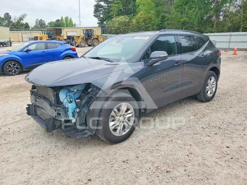 2021 Chevrolet Blazer photo