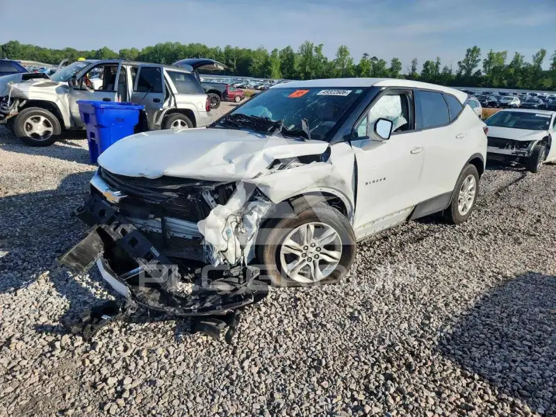 2021 Chevrolet Blazer photo