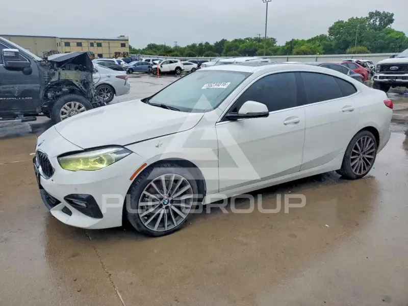 2021 BMW 228 photo