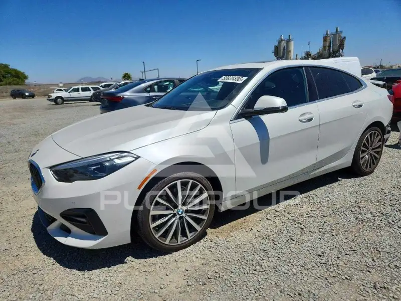 2021 BMW 228 фото