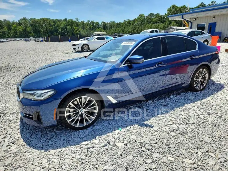 2021 BMW 530 фото
