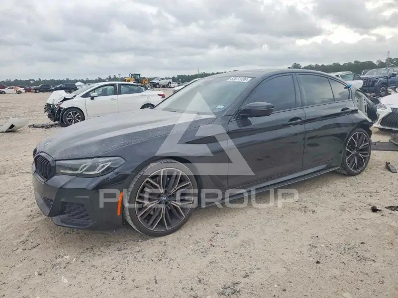 2021 BMW 530 photo