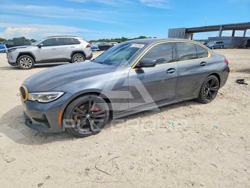 2021 BMW 330 фото