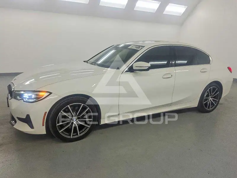 2021 BMW 330 фото