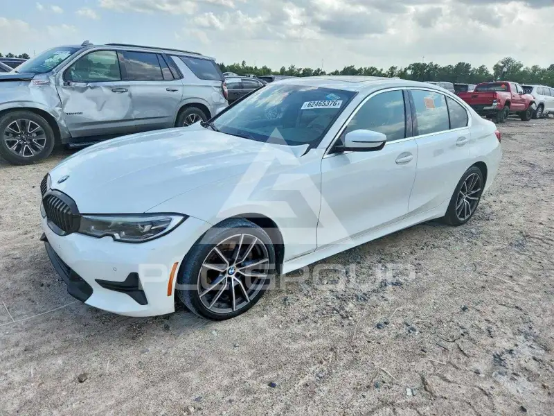 2021 BMW 330 фото