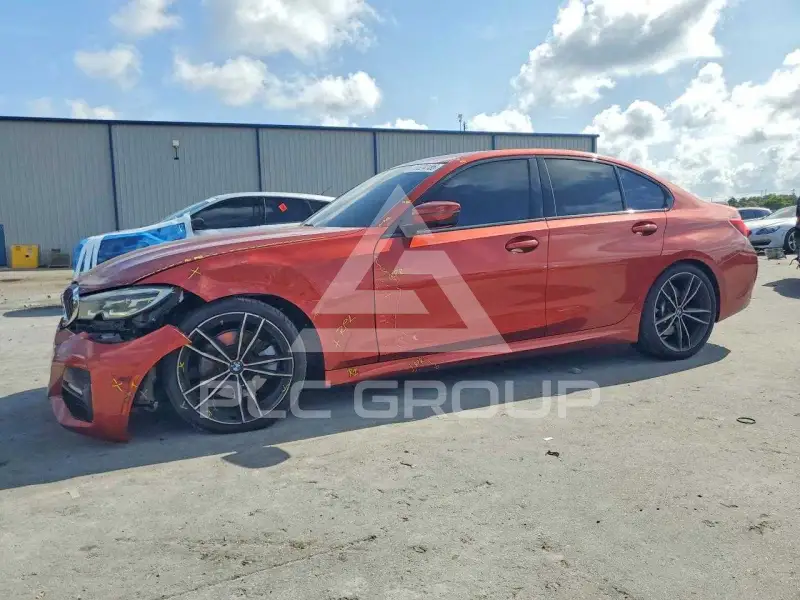2021 BMW 330 photo
