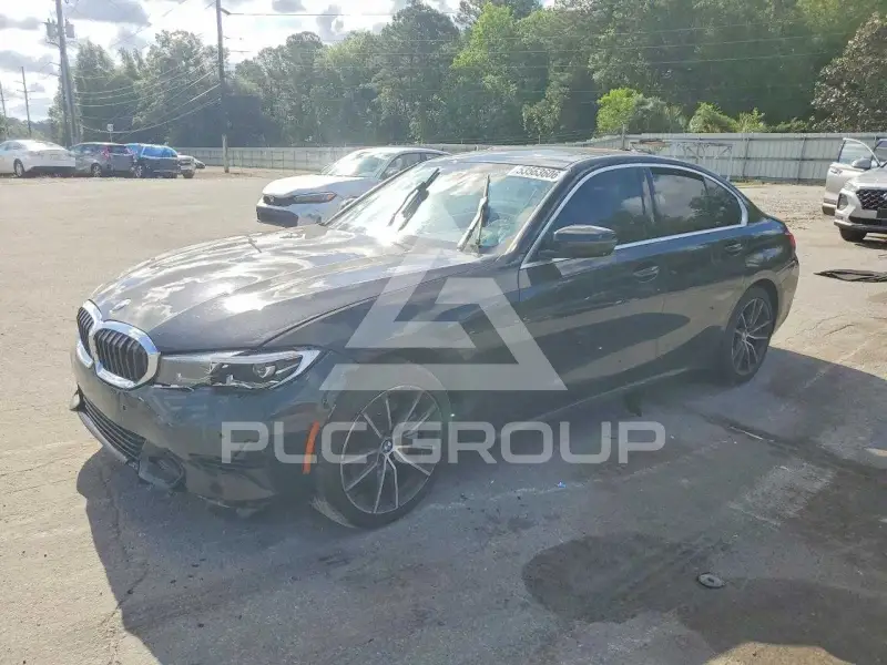 2021 BMW 330 photo