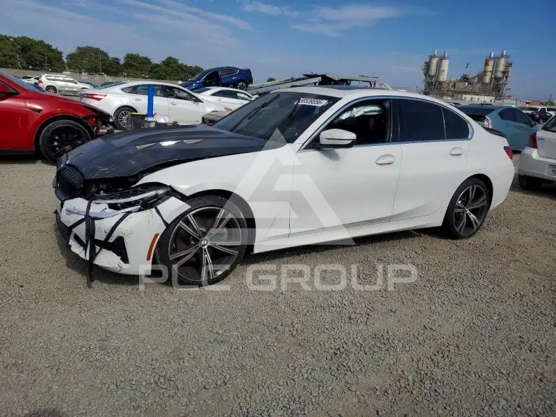 2021 BMW 330 фото
