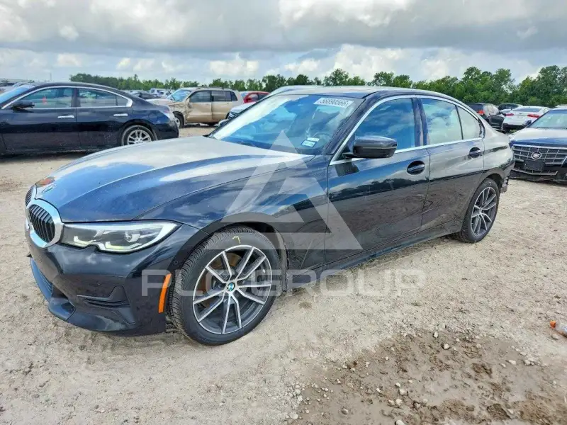 2021 BMW 330 photo