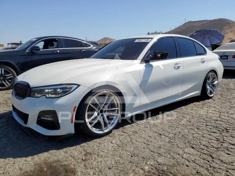 2021 BMW 330 фото