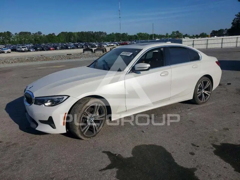 2021 BMW 330 фото