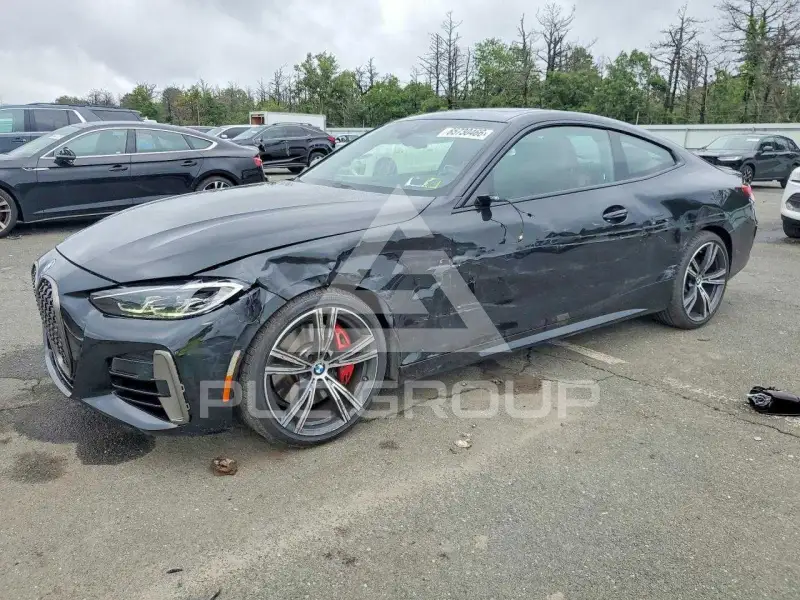 2021 BMW M4 фото