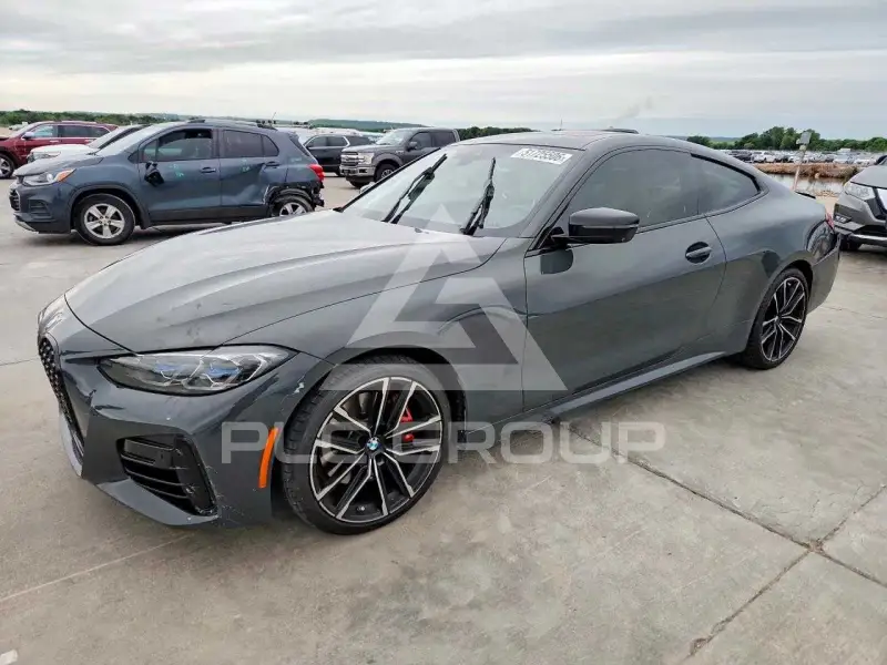 2021 BMW M4 фото