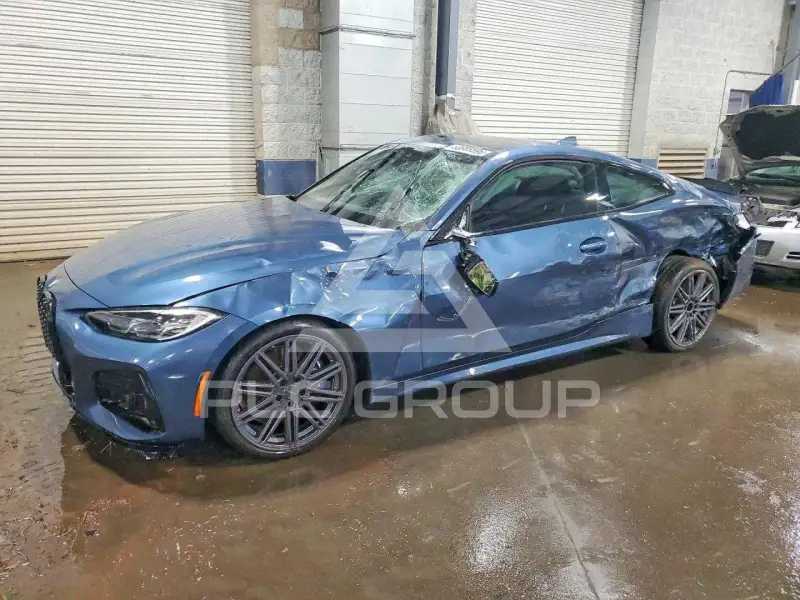 2021 BMW M4 фото