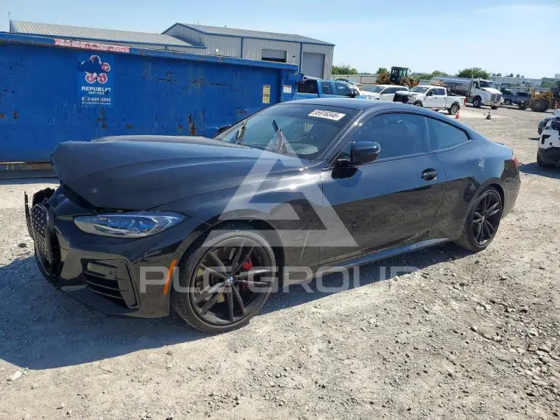 2021 BMW M4 фото