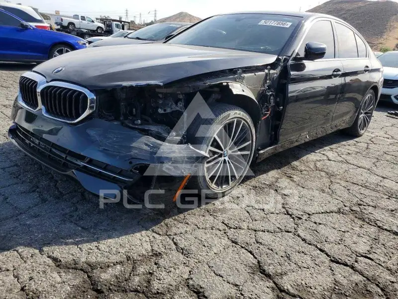2021 BMW 530 фото