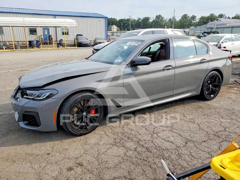 2021 BMW 540 photo