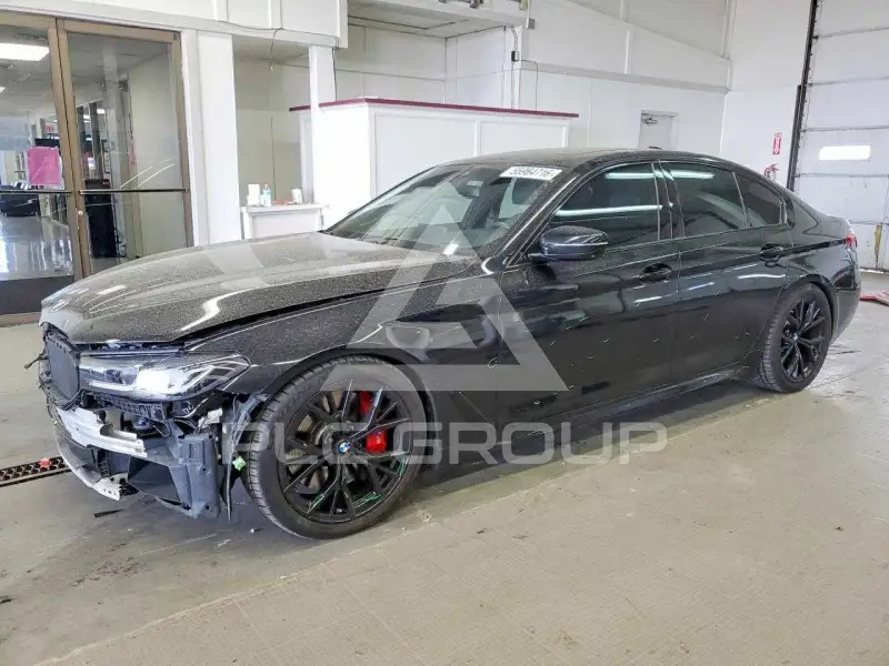 2021 BMW 540 фото