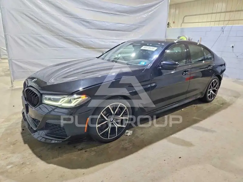 2021 BMW 540 фото