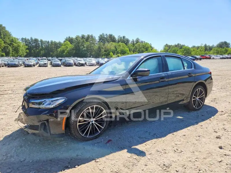 2021 BMW 540 фото
