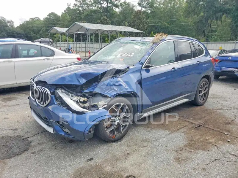 2021 BMW X1 фото