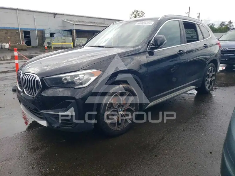 2021 BMW X1 фото