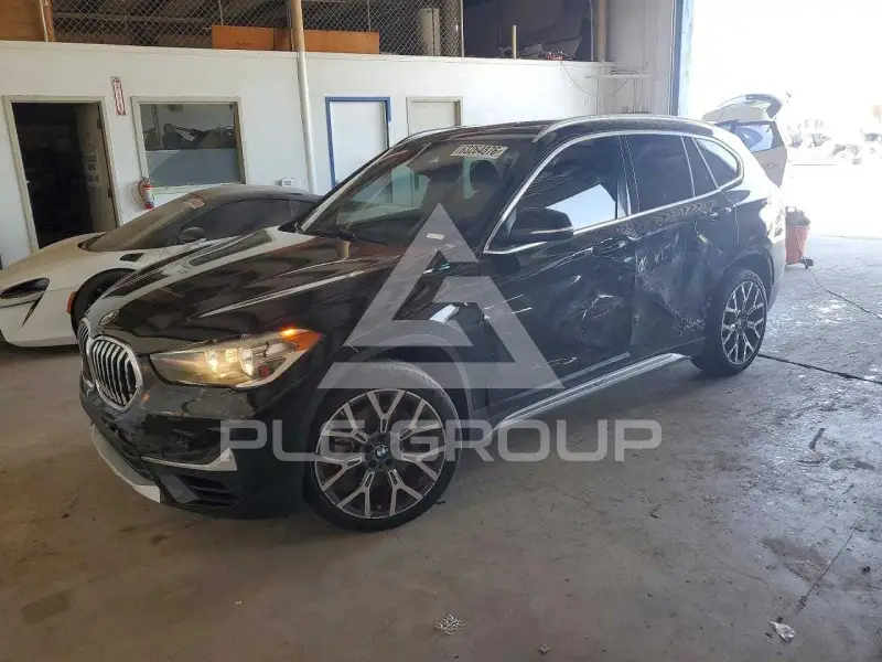 2021 BMW X1 фото