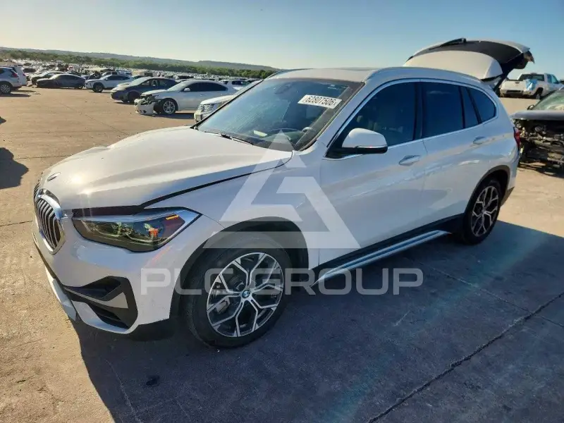 2021 BMW X1 фото