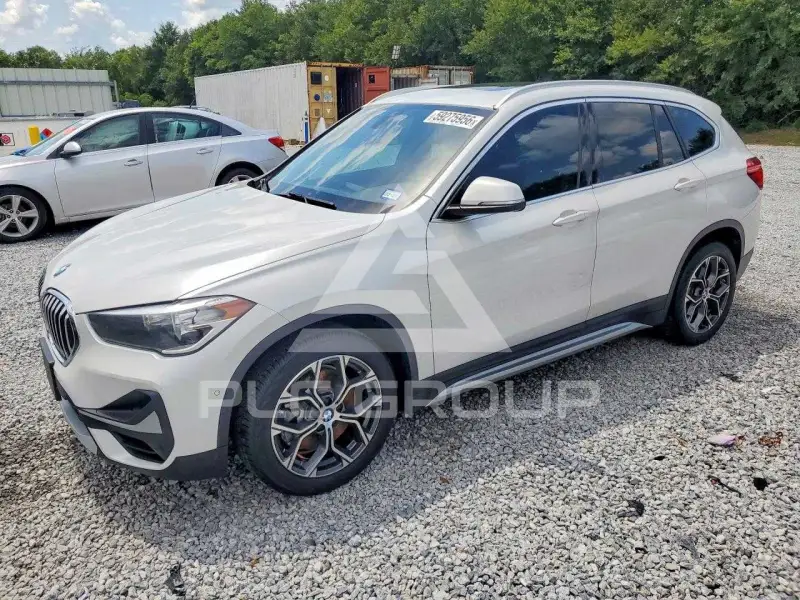 2021 BMW X1 фото