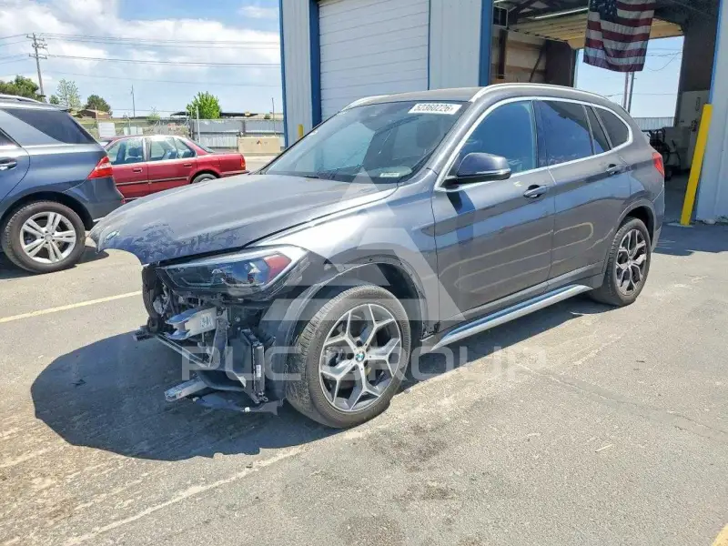 2021 BMW X1 фото