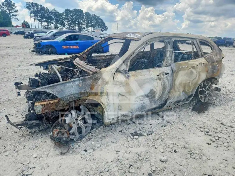 2021 BMW X1 фото