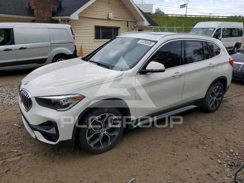 2021 BMW X1 photo