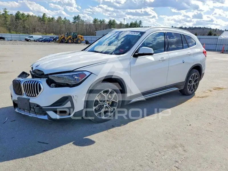 2021 BMW X1 photo
