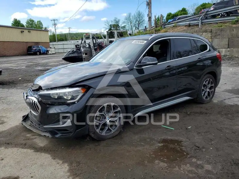 2021 BMW X1 фото
