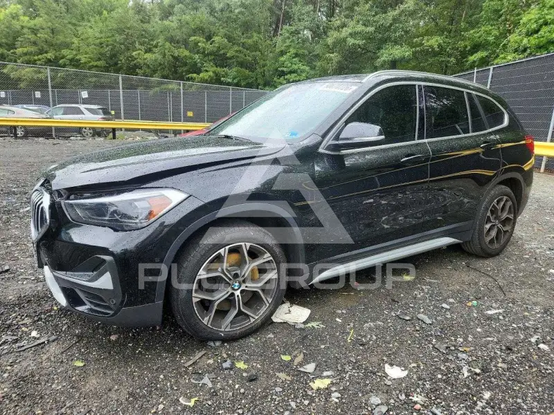 2021 BMW X1 фото