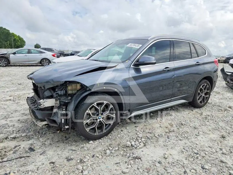 2021 BMW X1 фото