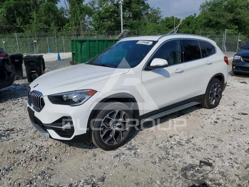 2021 BMW X1 фото