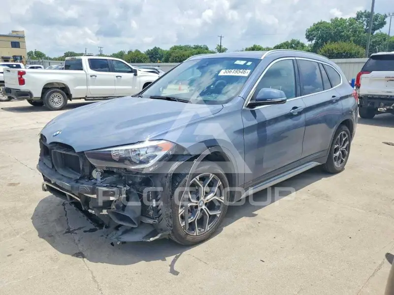 2021 BMW X1 photo