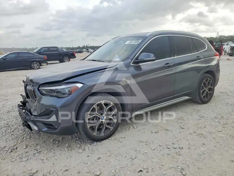 2021 BMW X1 фото
