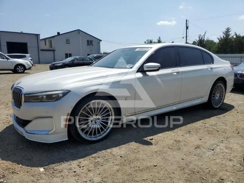 2021 BMW 750 photo